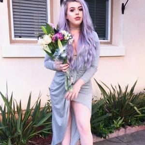 Meet your Posher, Angelica